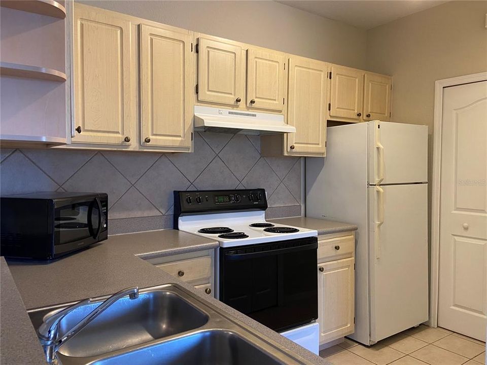 For Rent: $1,550 (2 beds, 2 baths, 1048 Square Feet)