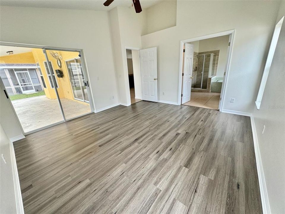 Active With Contract: $2,200 (3 beds, 2 baths, 1583 Square Feet)