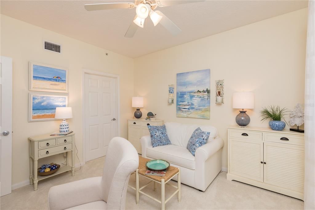 Active With Contract: $549,000 (3 beds, 2 baths, 1640 Square Feet)