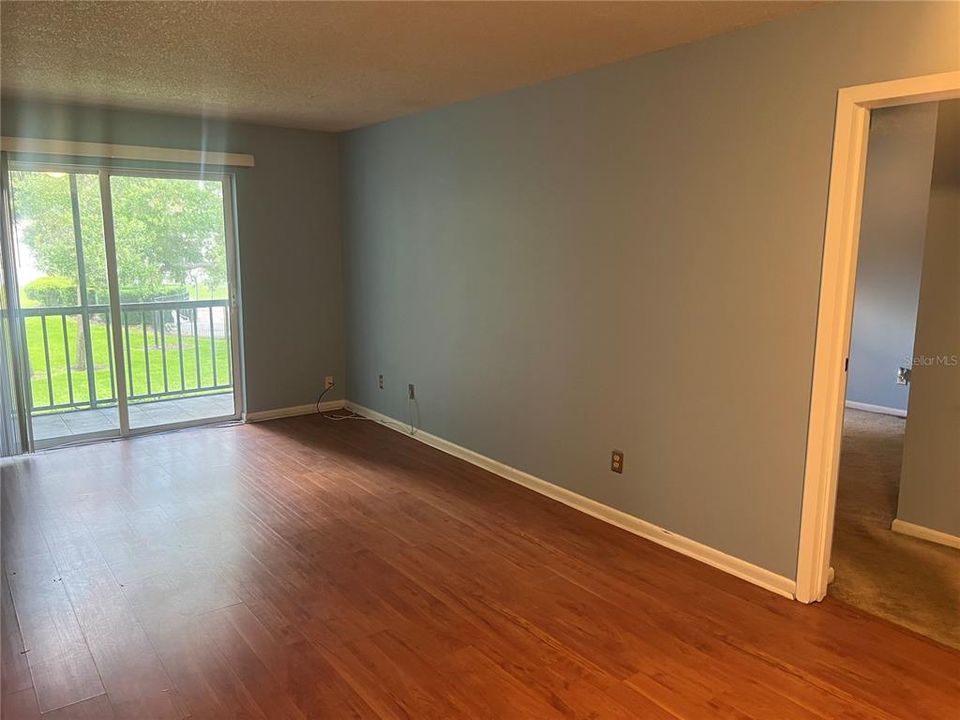 For Rent: $1,500 (2 beds, 2 baths, 925 Square Feet)