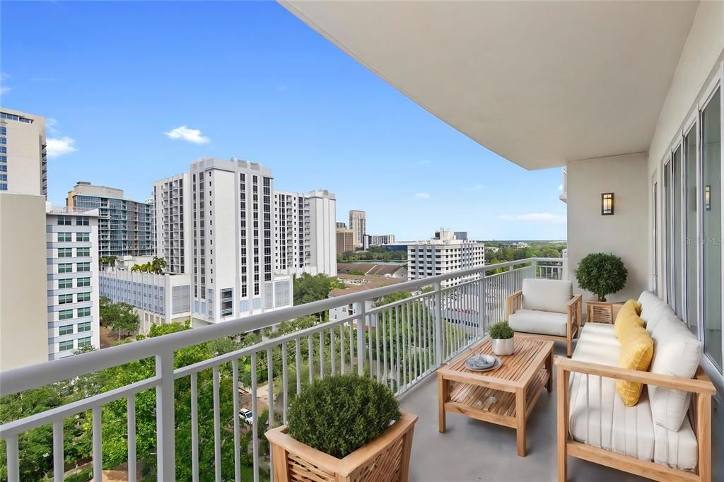 Active With Contract: $769,990 (2 beds, 2 baths, 2120 Square Feet)