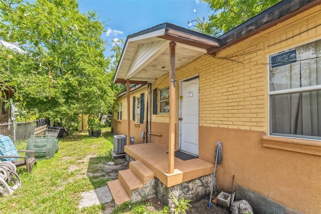 For Sale: $149,000 (3 beds, 1 baths, 1272 Square Feet)