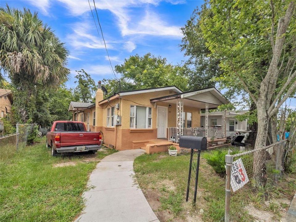 For Sale: $149,000 (3 beds, 1 baths, 1272 Square Feet)