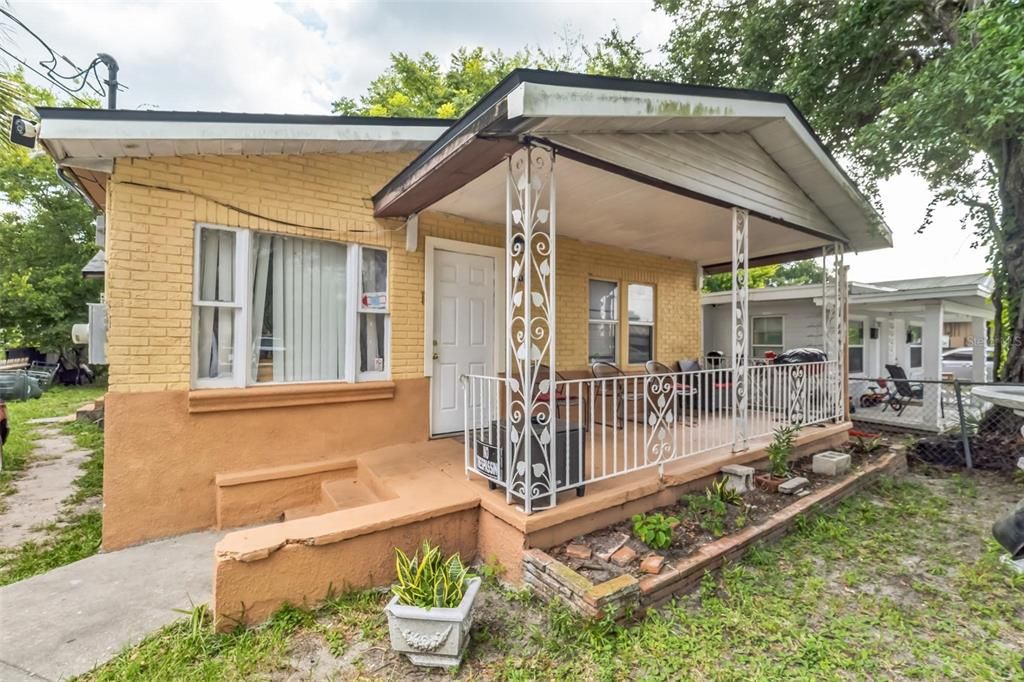 For Sale: $149,000 (3 beds, 1 baths, 1272 Square Feet)