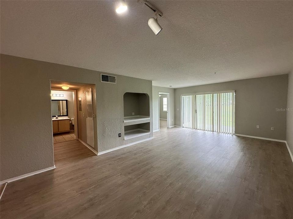 For Rent: $1,599 (2 beds, 2 baths, 1020 Square Feet)