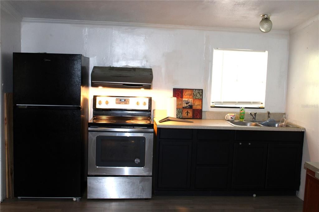 For Sale: $130,000 (4 beds, 2 baths, 1775 Square Feet)