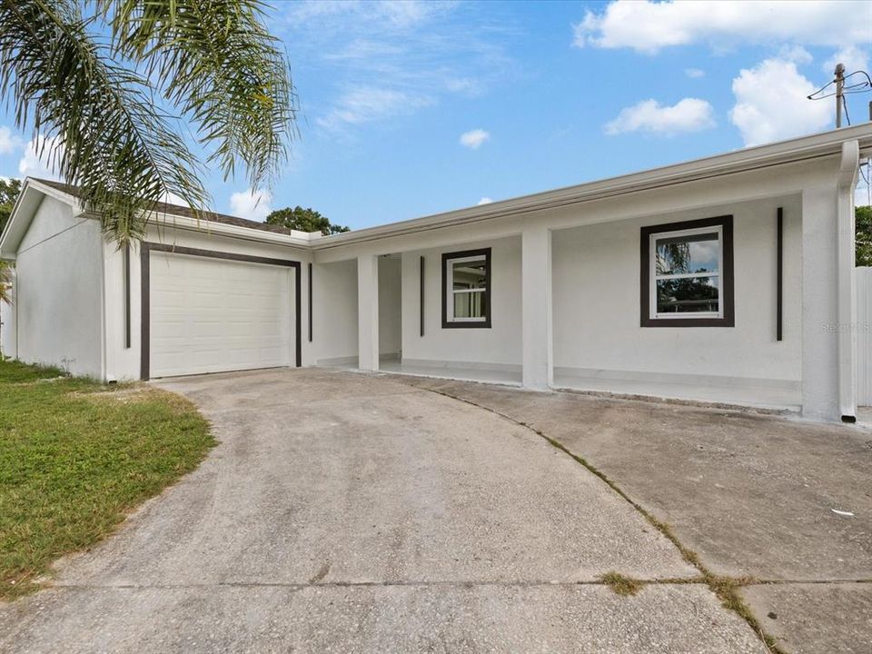 Active With Contract: $550,000 (3 beds, 2 baths, 1459 Square Feet)