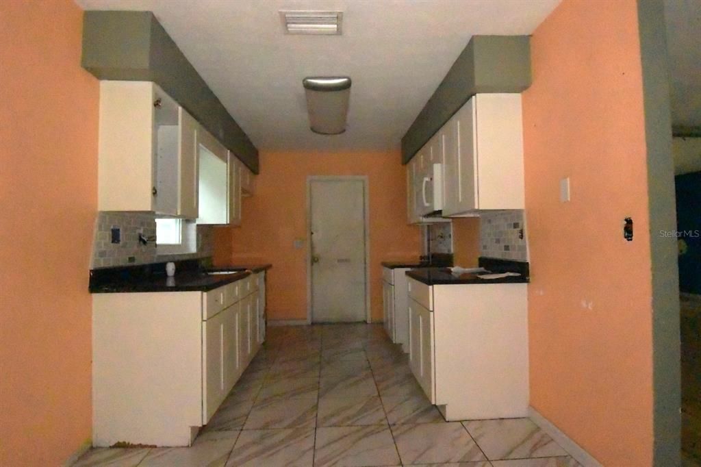 En Venta: $287,000 (3 camas, 2 baños, 1435 Pies cuadrados)