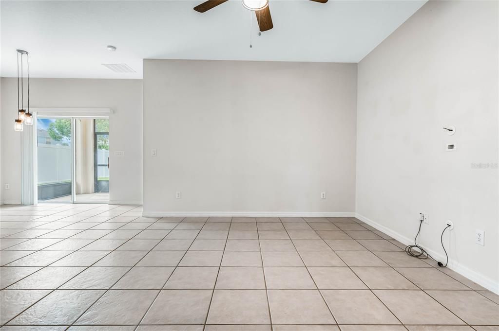 Active With Contract: $380,000 (3 beds, 2 baths, 1751 Square Feet)