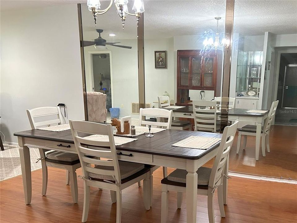 En Venta: $165,000 (2 camas, 2 baños, 1210 Pies cuadrados)