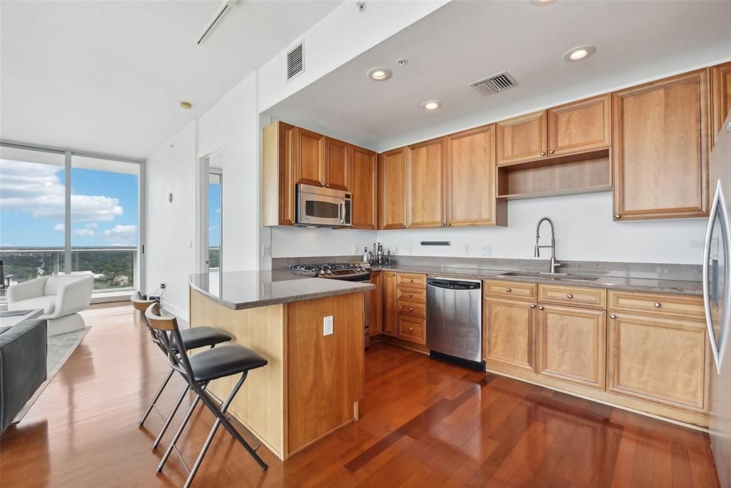 For Sale: $649,990 (2 beds, 2 baths, 1442 Square Feet)