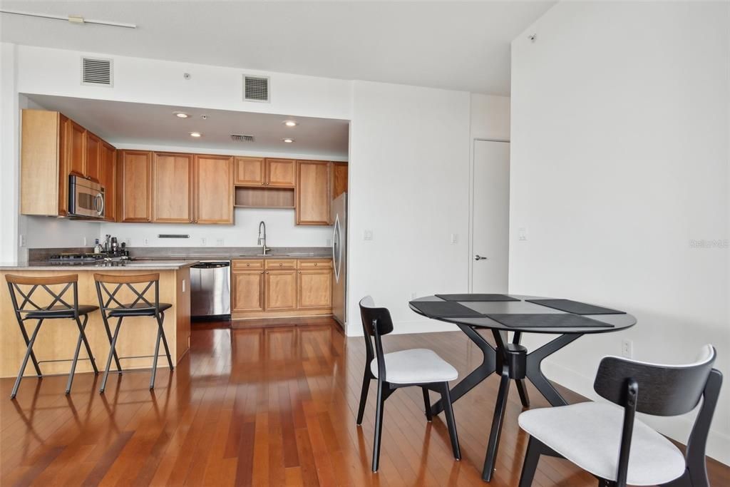 For Sale: $649,990 (2 beds, 2 baths, 1442 Square Feet)