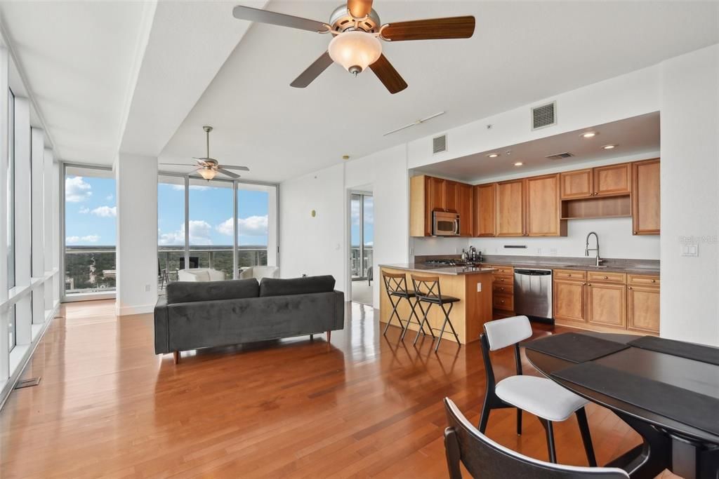 For Sale: $649,990 (2 beds, 2 baths, 1442 Square Feet)