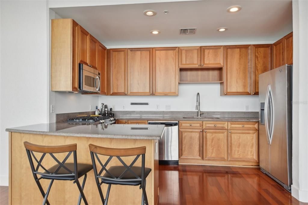 For Sale: $649,990 (2 beds, 2 baths, 1442 Square Feet)