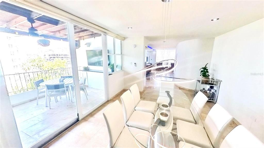 En Venta: $3,900,000 (3 camas, 4 baños, 4920 Pies cuadrados)