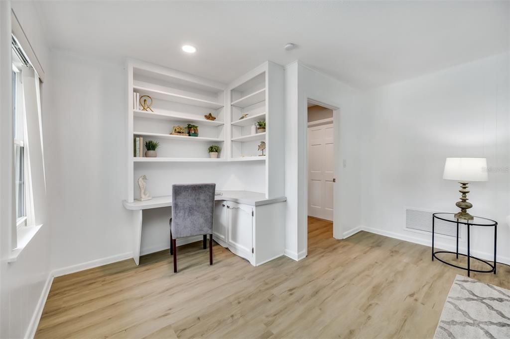 Active With Contract: $459,000 (3 beds, 2 baths, 2302 Square Feet)