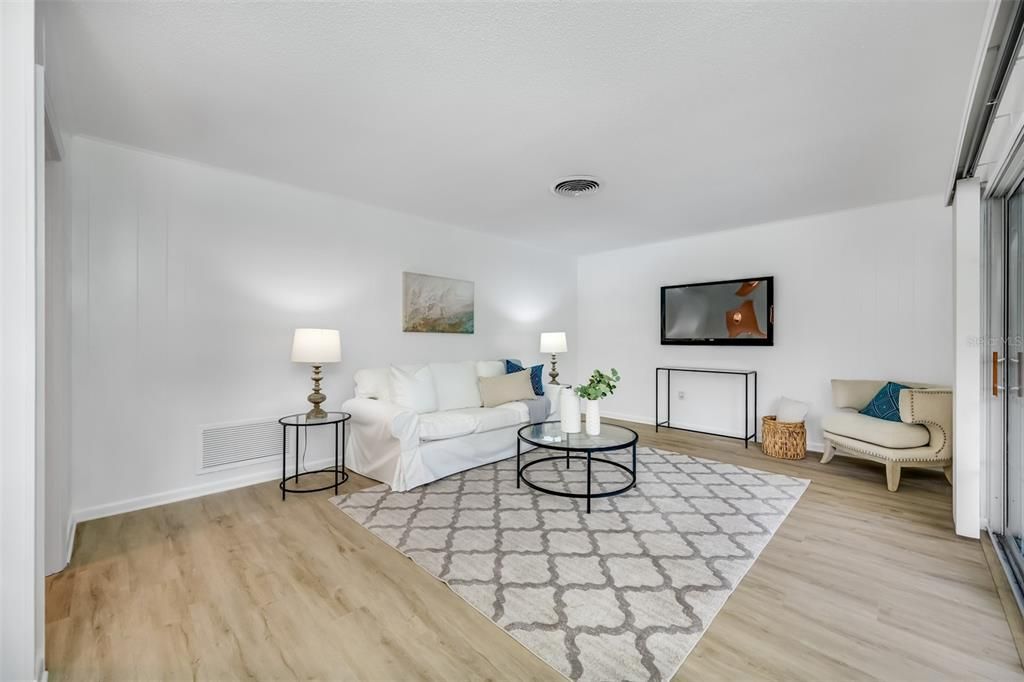 Active With Contract: $459,000 (3 beds, 2 baths, 2302 Square Feet)