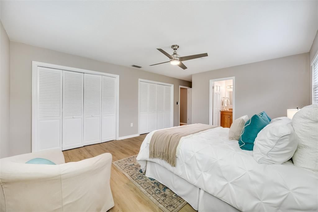 Active With Contract: $459,000 (3 beds, 2 baths, 2302 Square Feet)