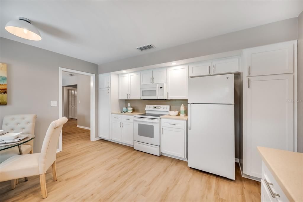 Active With Contract: $459,000 (3 beds, 2 baths, 2302 Square Feet)