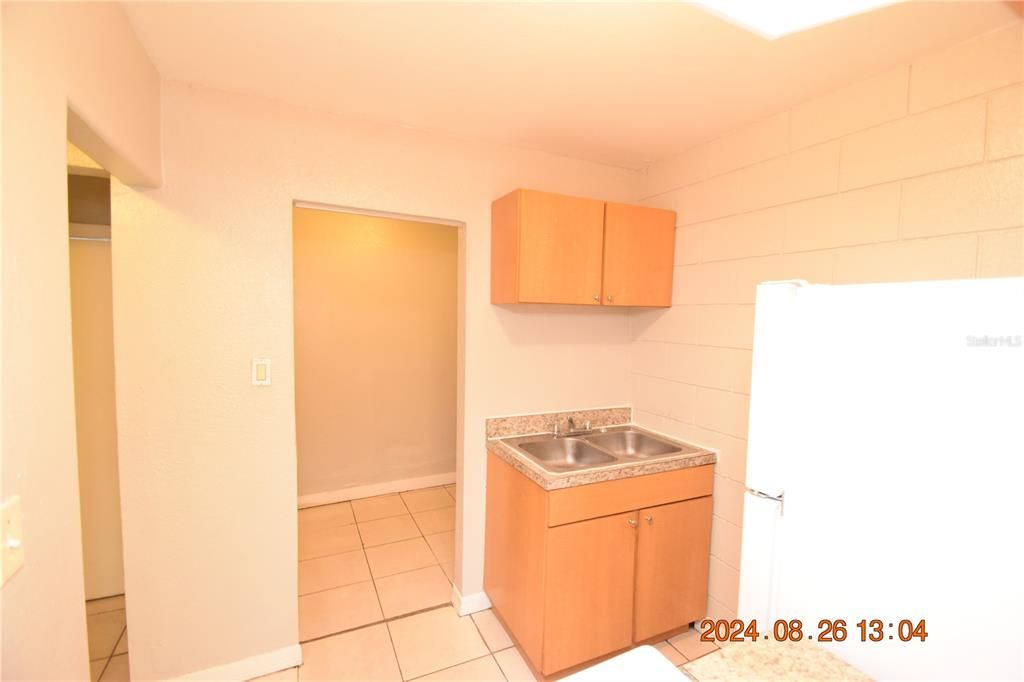 For Rent: $1,195 (2 beds, 1 baths, 770 Square Feet)