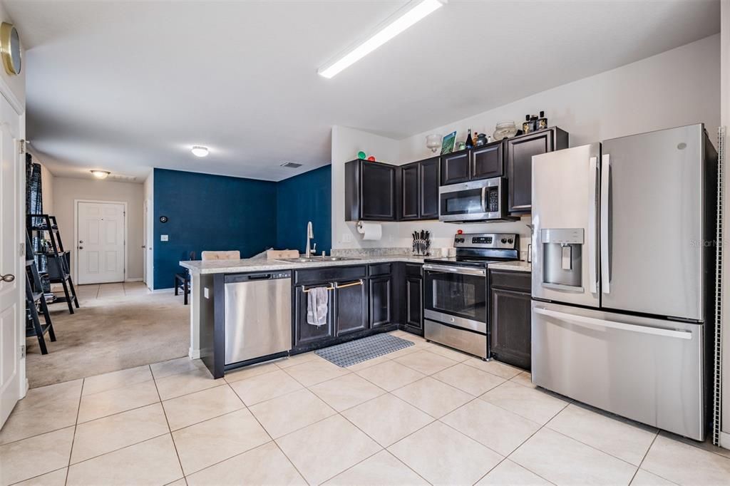 For Sale: $295,000 (3 beds, 2 baths, 1311 Square Feet)