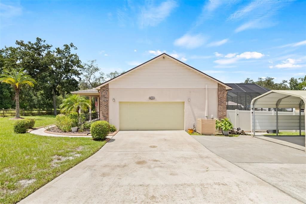 Active With Contract: $559,000 (3 beds, 2 baths, 2131 Square Feet)