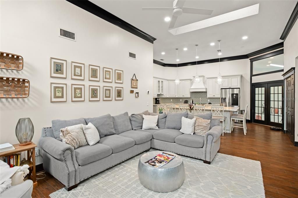 Active With Contract: $644,900 (4 beds, 3 baths, 2414 Square Feet)