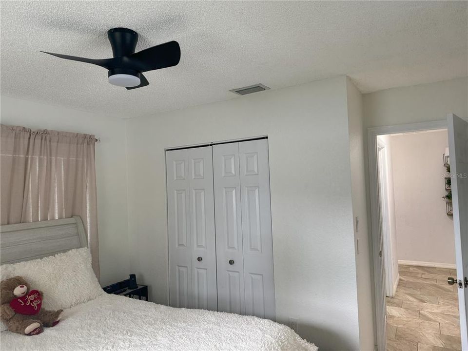 Active With Contract: $330,000 (3 beds, 2 baths, 1614 Square Feet)