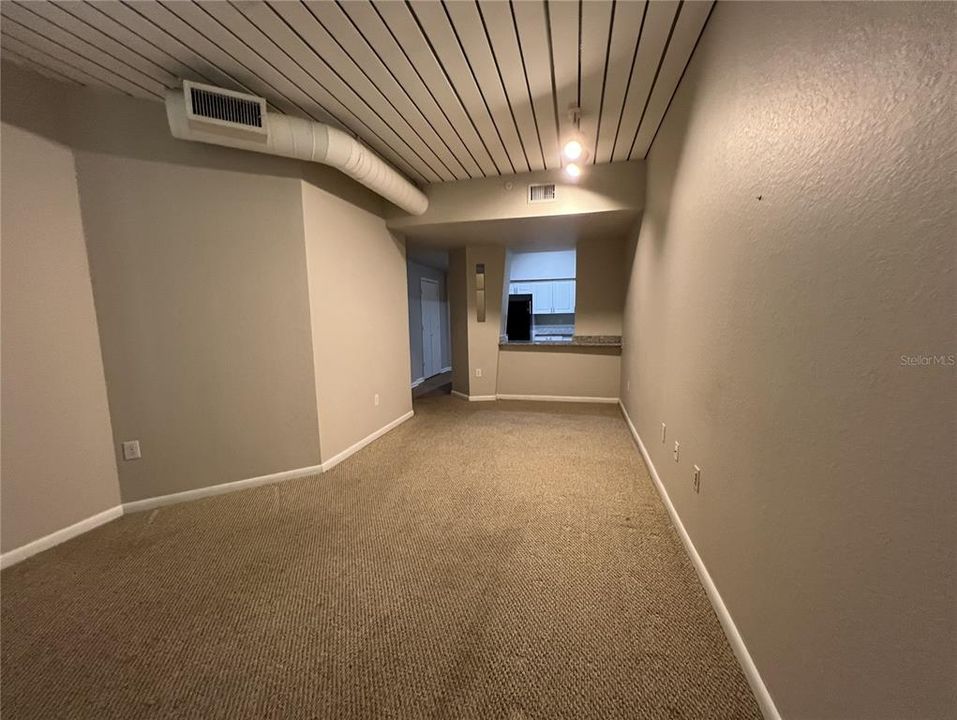 For Rent: $1,795 (1 beds, 1 baths, 789 Square Feet)