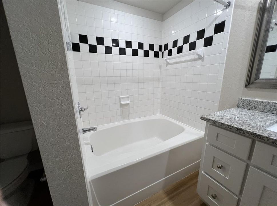 For Rent: $1,795 (1 beds, 1 baths, 789 Square Feet)