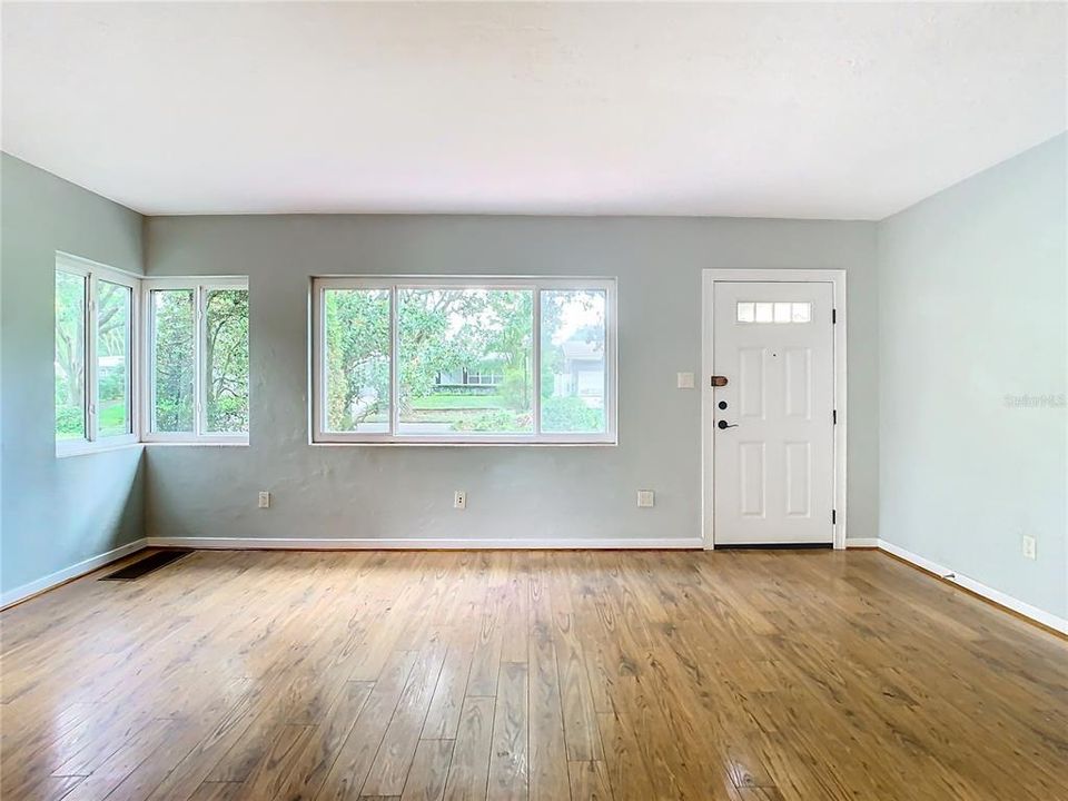 Living Room with real hardwood floors