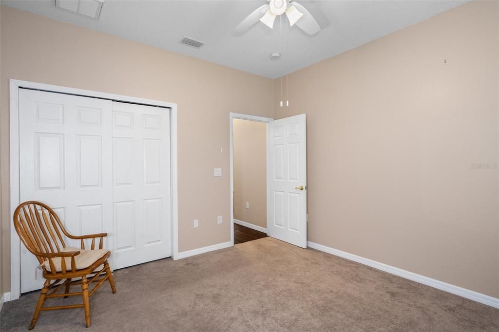 Active With Contract: $325,000 (4 beds, 2 baths, 1558 Square Feet)