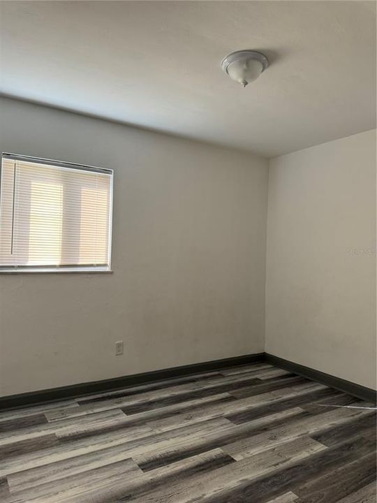 For Rent: $2,000 (3 beds, 1 baths, 720 Square Feet)