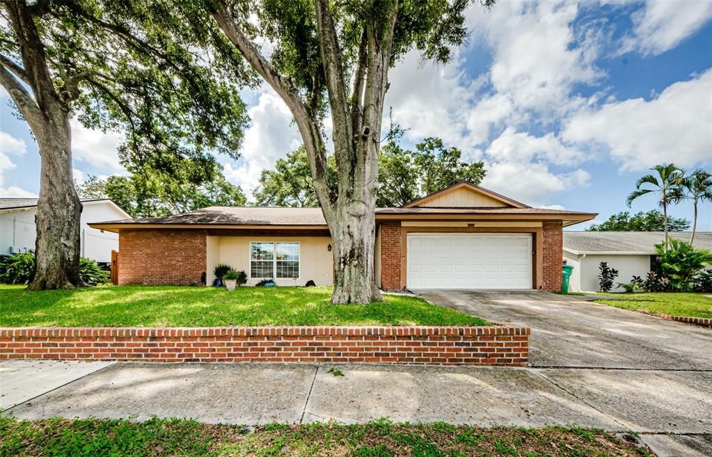 CONCRETE BLOCK HOME IN NON FLOOD HAZARD AREA