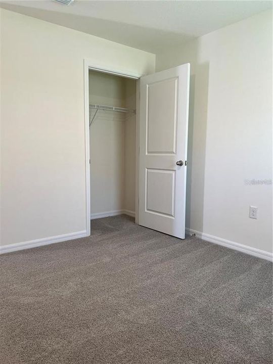 For Rent: $2,250 (4 beds, 2 baths, 1828 Square Feet)