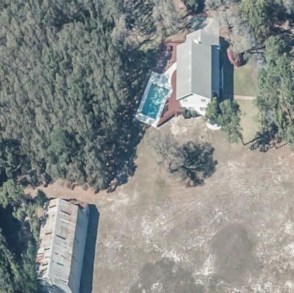 待售: $800,000 (6 贝兹, 3 浴室, 4900 平方英尺)