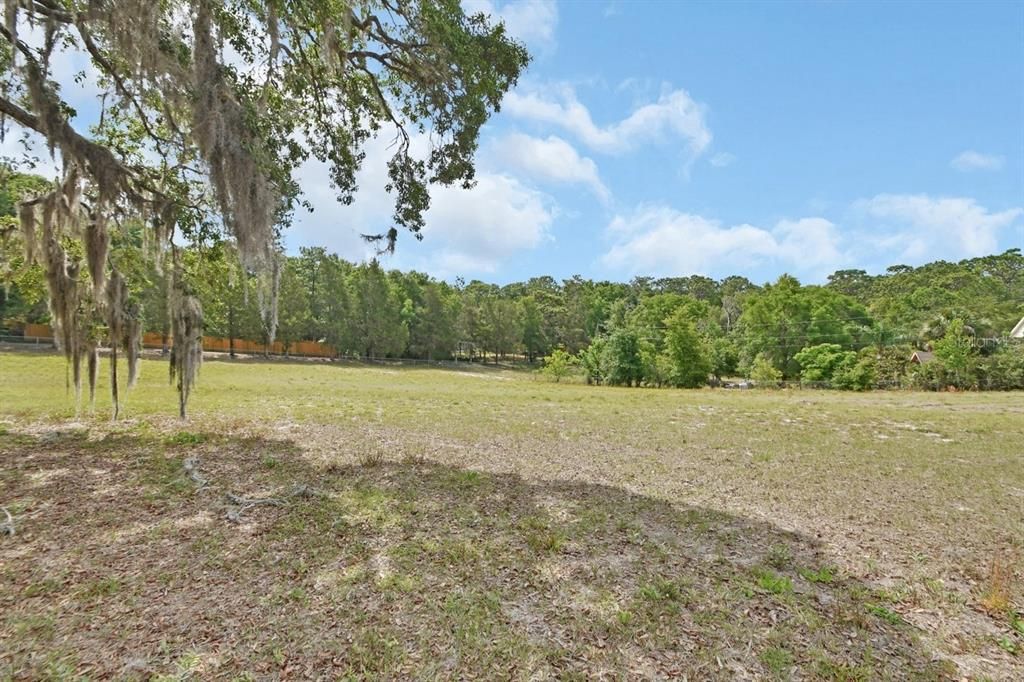 待售: $800,000 (6 贝兹, 3 浴室, 4900 平方英尺)