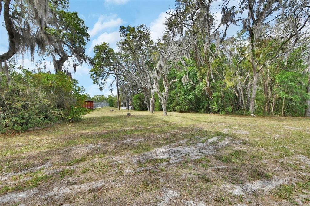 待售: $800,000 (6 贝兹, 3 浴室, 4900 平方英尺)