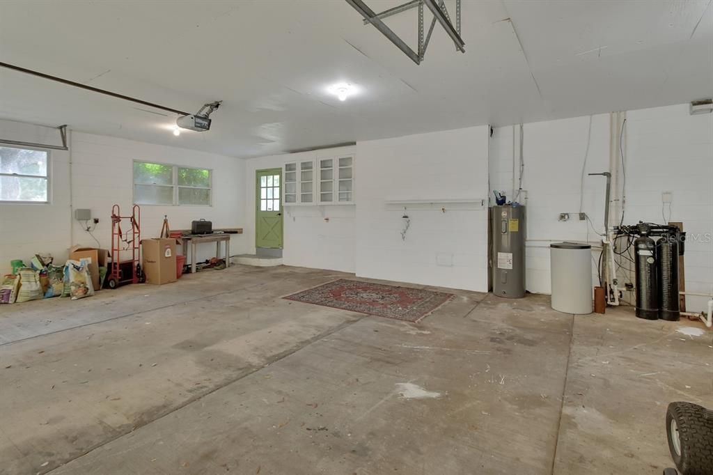 待售: $800,000 (6 贝兹, 3 浴室, 4900 平方英尺)