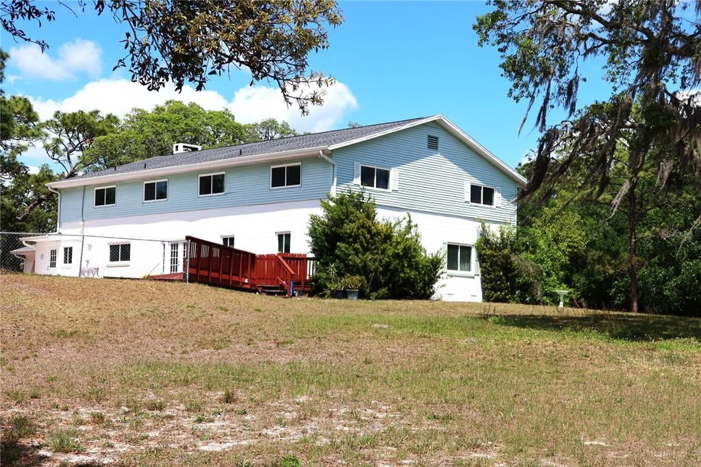 待售: $800,000 (6 贝兹, 3 浴室, 4900 平方英尺)