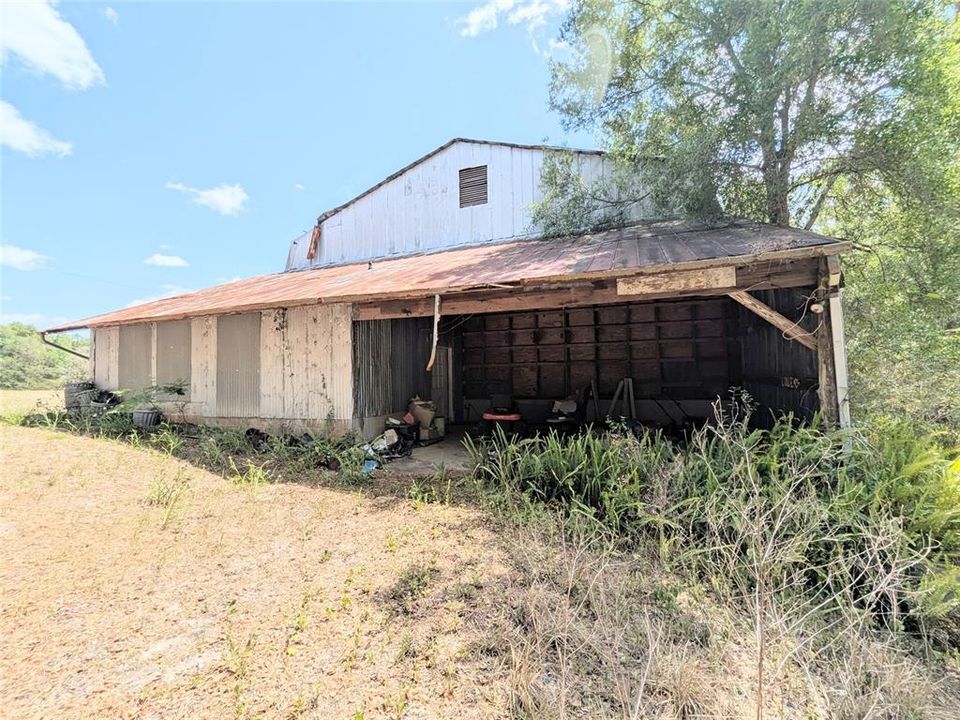 待售: $800,000 (6 贝兹, 3 浴室, 4900 平方英尺)