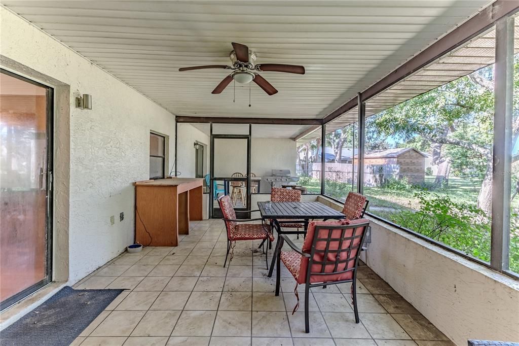 Active With Contract: $239,900 (3 beds, 2 baths, 1516 Square Feet)