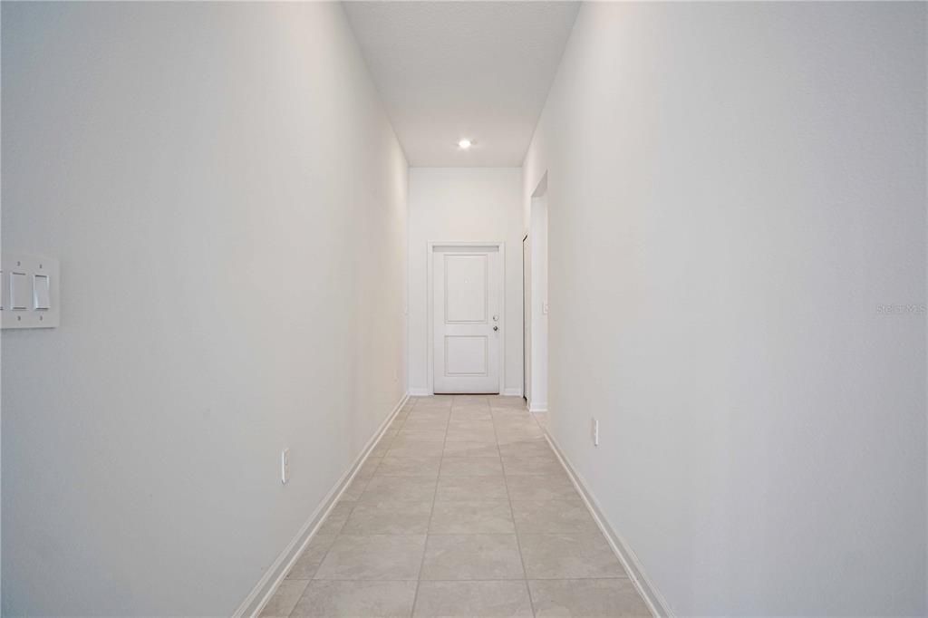 Active With Contract: $1,895 (3 beds, 2 baths, 1555 Square Feet)