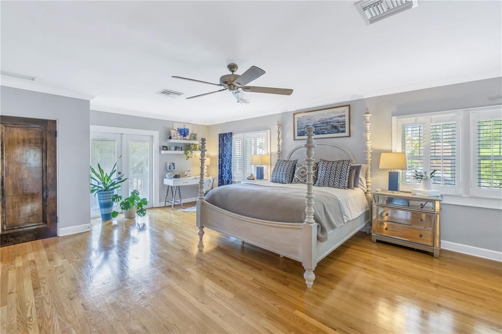 Active With Contract: $1,395,000 (3 beds, 3 baths, 2236 Square Feet)