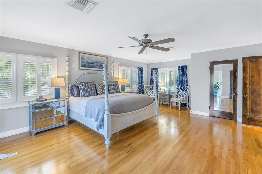 Active With Contract: $1,395,000 (3 beds, 3 baths, 2236 Square Feet)