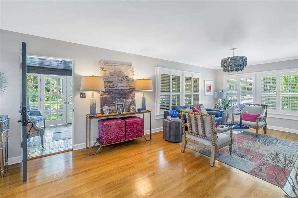 Active With Contract: $1,395,000 (3 beds, 3 baths, 2236 Square Feet)