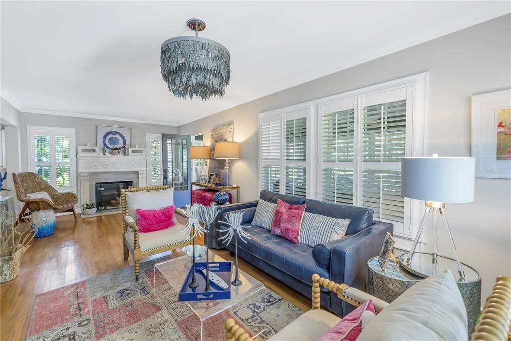 Active With Contract: $1,395,000 (3 beds, 3 baths, 2236 Square Feet)