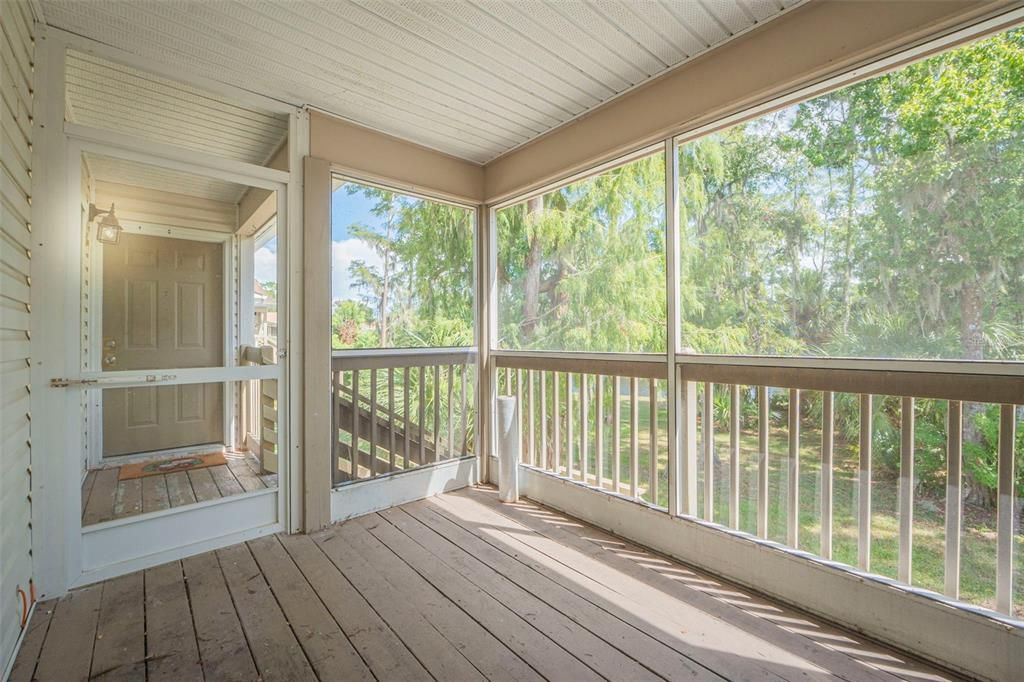 Screened Balcony