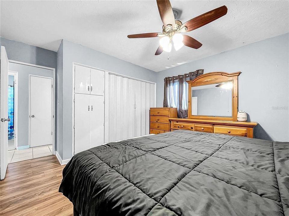 For Sale: $315,000 (3 beds, 1 baths, 1236 Square Feet)