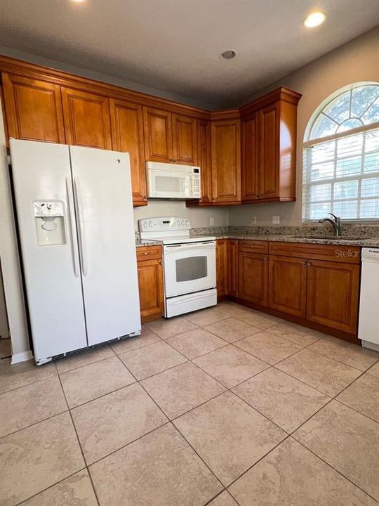 For Rent: $2,200 (3 beds, 2 baths, 1336 Square Feet)